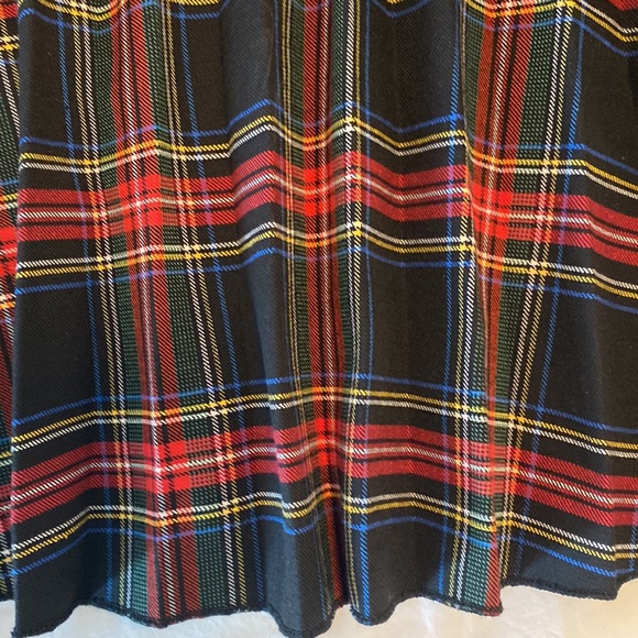 Red pleated checkered skirt - Picture 3 of 12